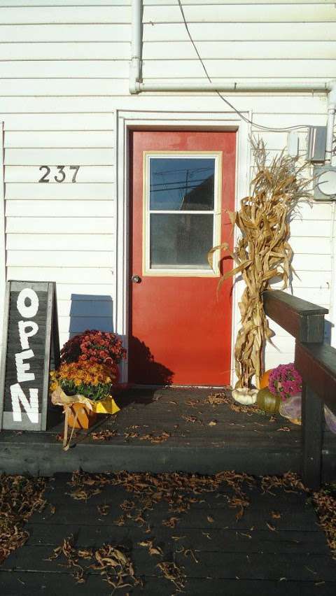 Red Door Salon